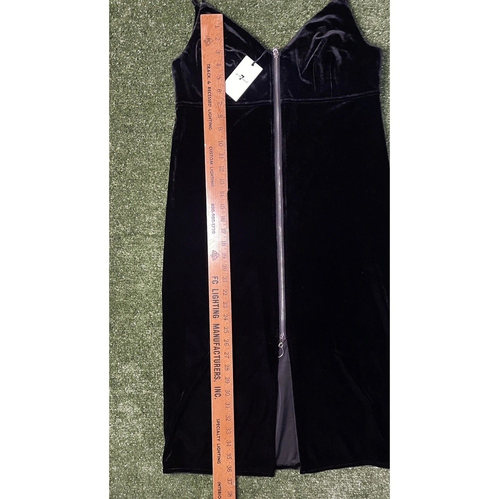 7 For All Mankind Black Velvet Zip Midi Dress NWT Size L Fitted - Picture 8 of 8
